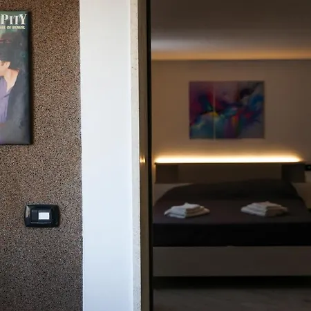 Serendipity La Terrazza House 別荘 レッチェ