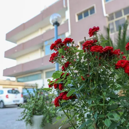 Serendipity La Terrazza House *